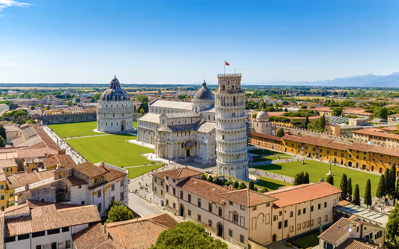 Entrada al Complejo Monumental de Pisa